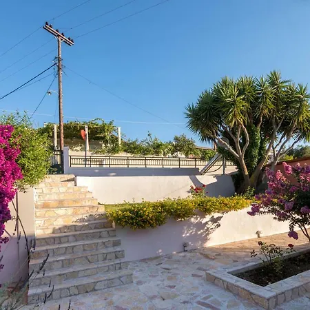 An Excellent Country House In Kefalonia בית כפרי *