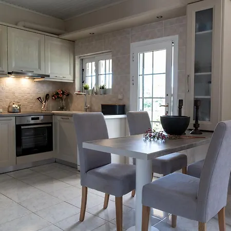 An Excellent Country House In Kefalonia Lakithra